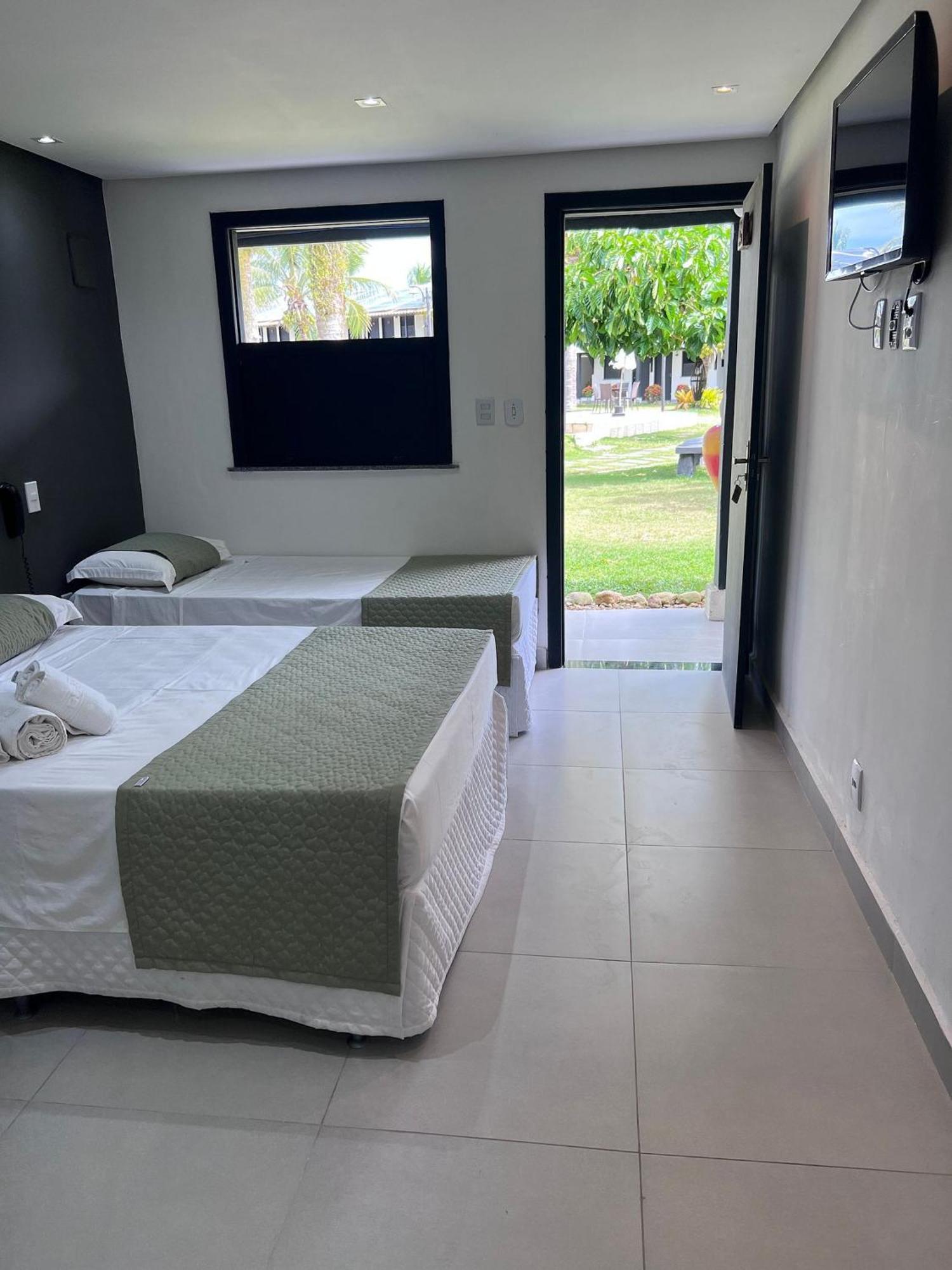 O Beira Mar Praia Hotel Esta Localizado Na Orla, Na Praia De Taperapuan, Cafe Incluso, Wi-Fi 500Mb, Piscinas, Estacionamento Privativo, Ar Condicionado Split, Smart Tv, Frigobar, Porto Seguro Eksteriør bilde