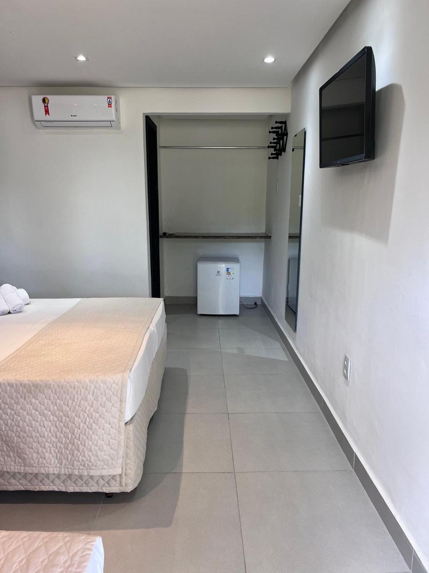 O Beira Mar Praia Hotel Esta Localizado Na Orla, Na Praia De Taperapuan, Cafe Incluso, Wi-Fi 500Mb, Piscinas, Estacionamento Privativo, Ar Condicionado Split, Smart Tv, Frigobar, Porto Seguro Eksteriør bilde