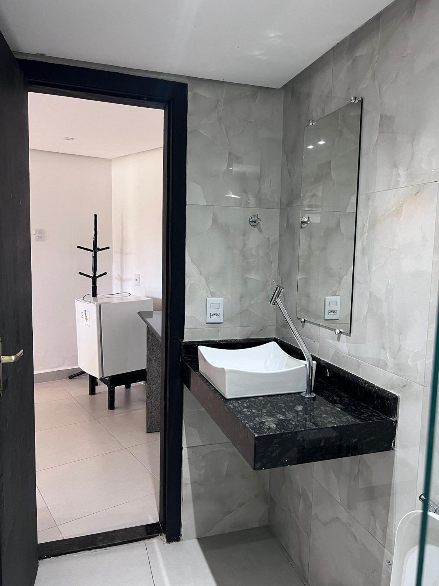 O Beira Mar Praia Hotel Esta Localizado Na Orla, Na Praia De Taperapuan, Cafe Incluso, Wi-Fi 500Mb, Piscinas, Estacionamento Privativo, Ar Condicionado Split, Smart Tv, Frigobar, Porto Seguro Eksteriør bilde